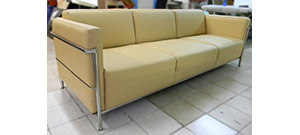 Light Yellow Leather Suite Corbusier