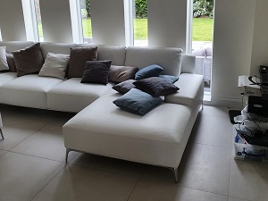Elegance sofa by Calia Maddalena