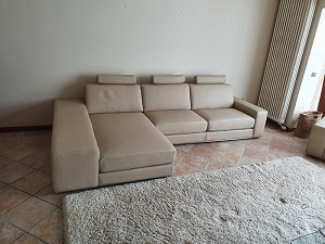 Forma sofa by Calia Maddalena