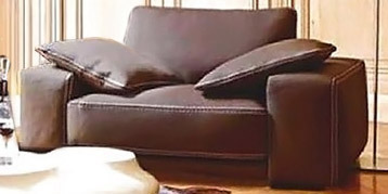 Nicola Sofa in black leather